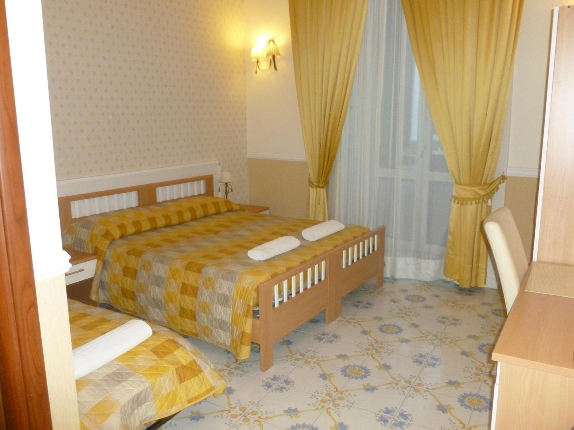 Bed and Breakfast Olimpo Degli Dei à Naples Chambre photo