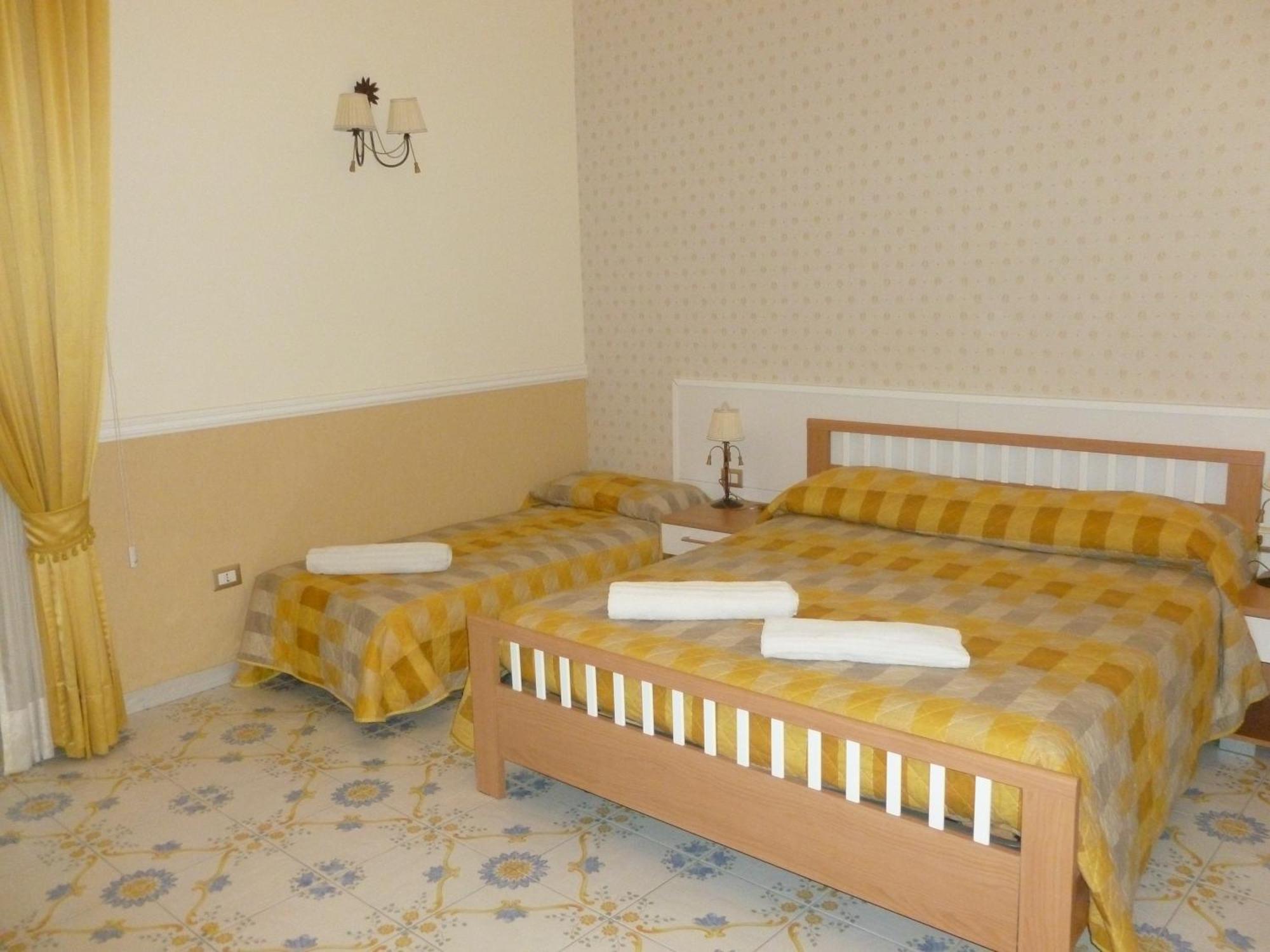 Bed and Breakfast Olimpo Degli Dei à Naples Chambre photo
