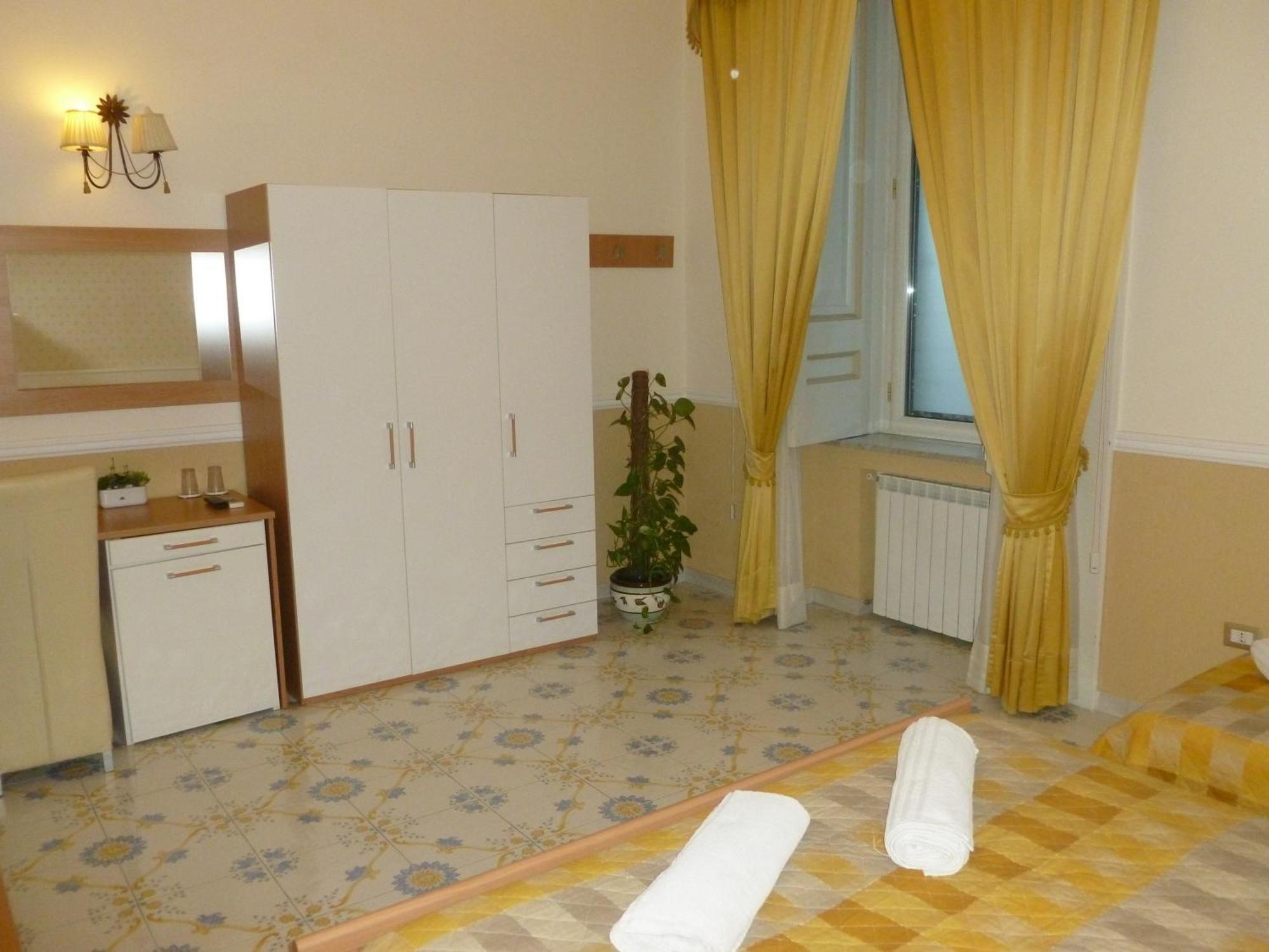 Bed and Breakfast Olimpo Degli Dei à Naples Chambre photo